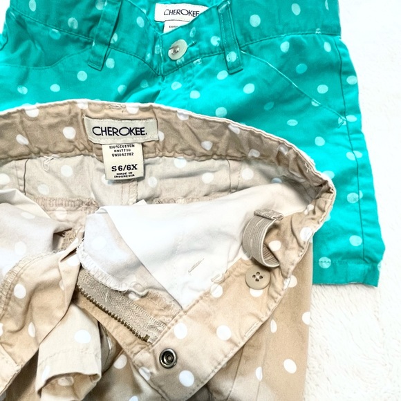Girl’s Set of 2 Cherokee Polka Dot Twill Shorts - Picture 10 of 11